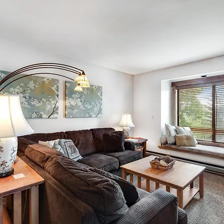 Hemlock Hideaway #24 Villa